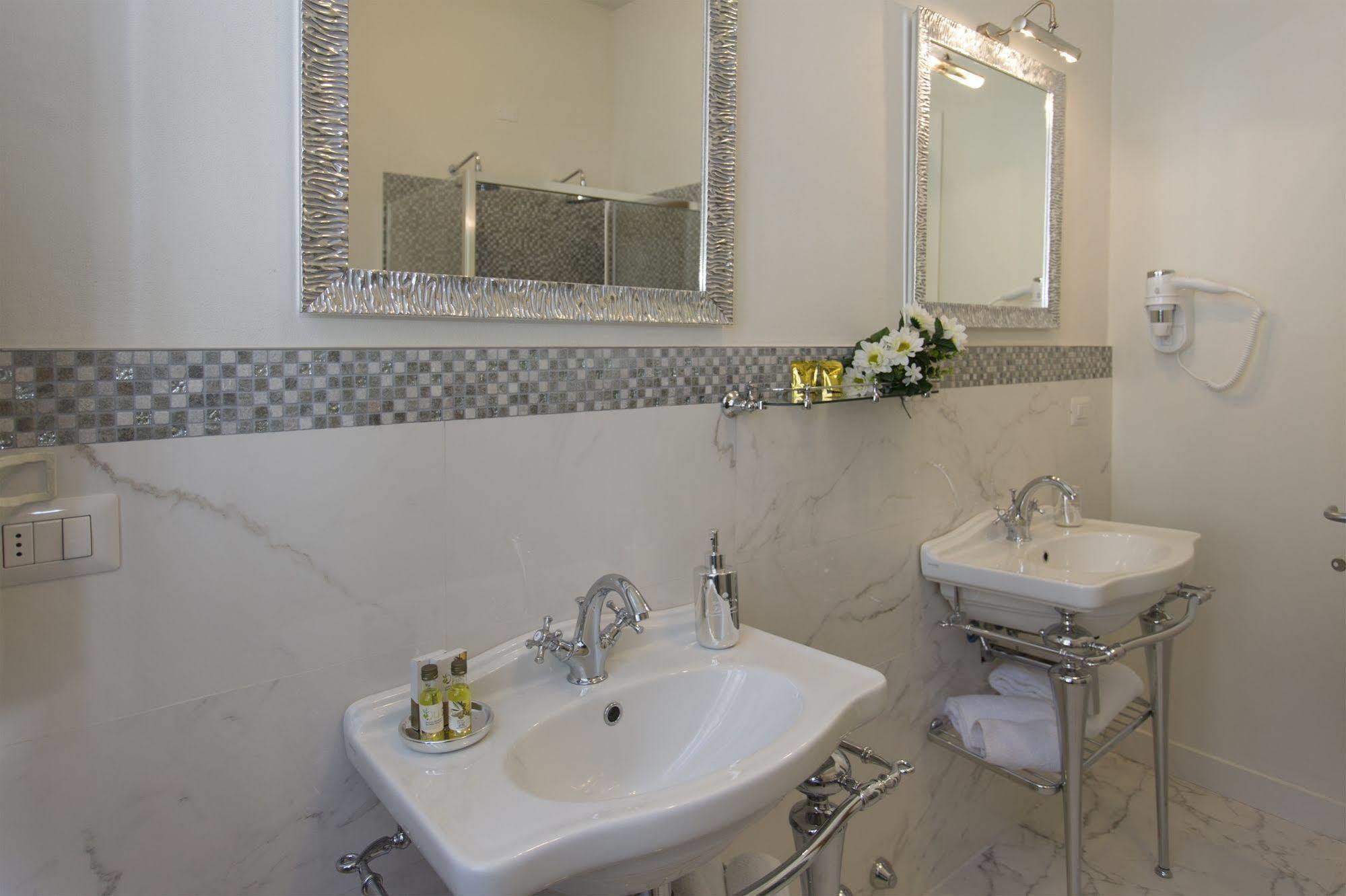 B&B Villa Anna Лукка Екстер'єр фото
